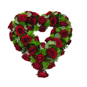 Afscheidsbloemen hart rode rozen (2)